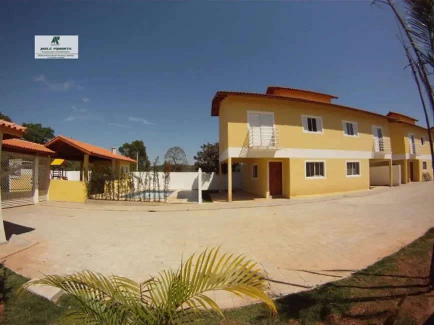 Foto 1 de Casa de Condomínio com 3 quartos à venda, 96m2 em Sao Roque - SP