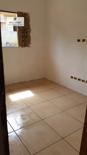 Foto 4 de Casa de Condomínio com 2 quartos à venda, 55m2 em Sao Roque - SP
