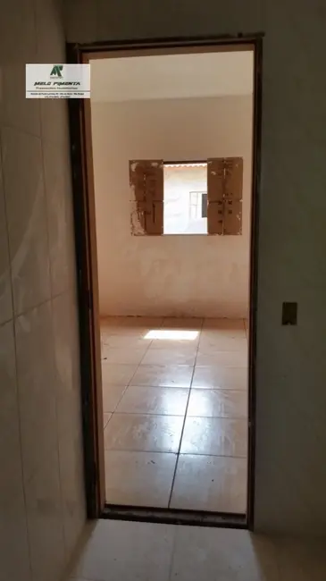 Foto 6 de Casa de Condomínio com 2 quartos à venda, 55m2 em Sao Roque - SP