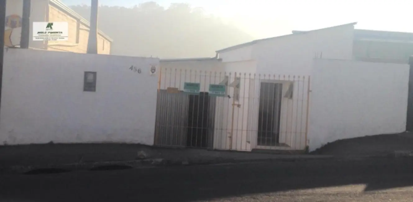 Foto 2 de Sala Comercial à venda, 380m2 em Vila Santo Antônio, Sao Roque - SP