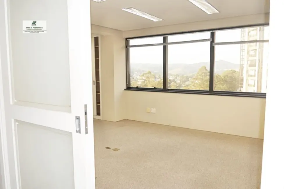 Foto 5 de Sala Comercial para alugar, 165m2 em Alphaville Industrial, Barueri - SP