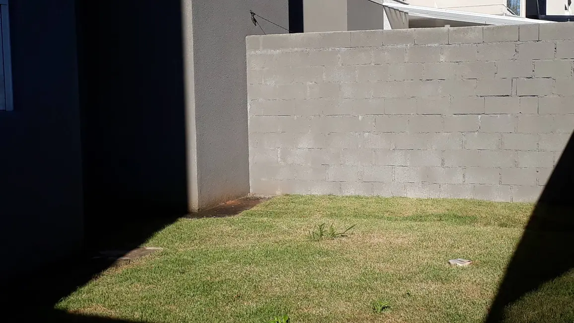 Foto 5 de Apartamento com 2 quartos à venda, 51m2 em Jardim Maria Trindade, Sao Roque - SP