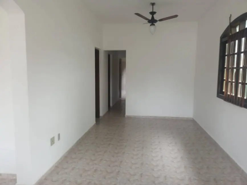 Foto 2 de Casa com 3 quartos à venda, 450m2 em Bertioga - SP