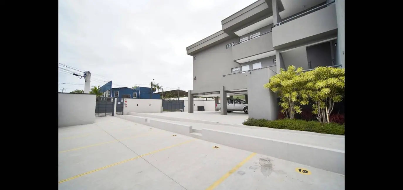 Foto 4 de Apartamento com 2 quartos à venda e para alugar, 80m2 em Bertioga - SP