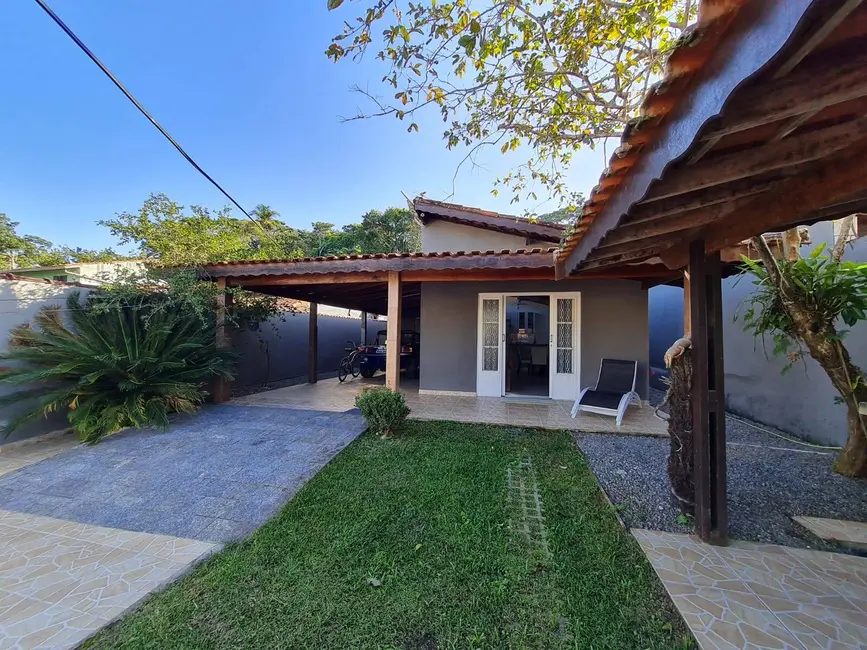 Foto 1 de Casa com 3 quartos à venda e para alugar, 500m2 em Bertioga - SP