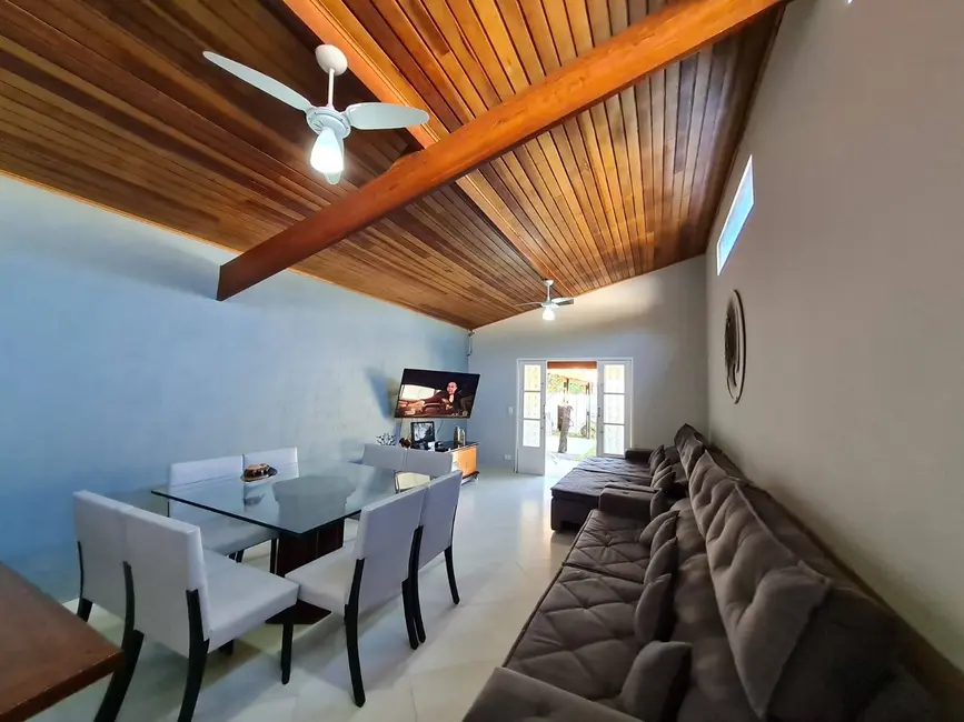 Foto 6 de Casa com 3 quartos à venda e para alugar, 500m2 em Bertioga - SP