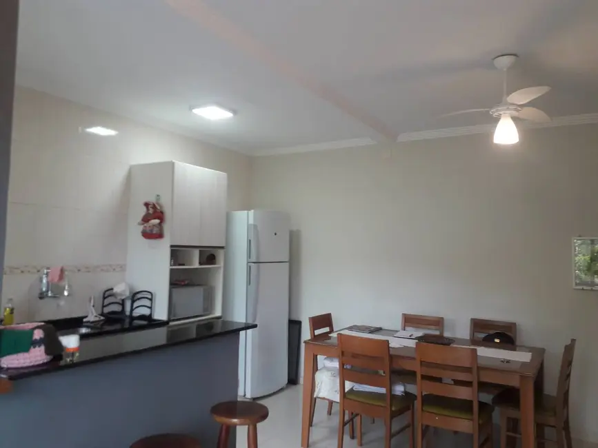 Apartamento com 2 quartos à venda, 72m2 em Bertioga - SP - imagem 3 Foto 3 de Apartamento com 2 quartos à venda, 72m2 em Bertioga - SP