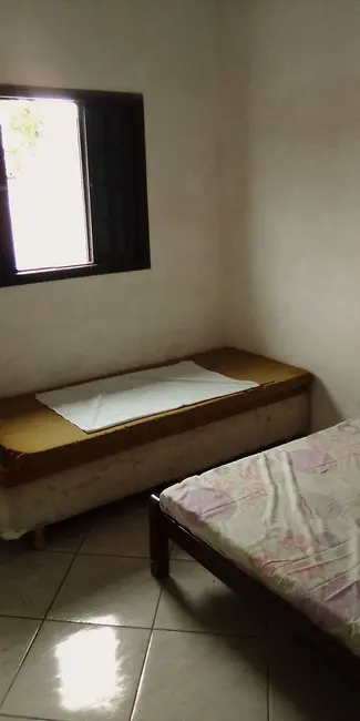 Foto 9 de Casa com 2 quartos à venda, 130m2 em Bertioga - SP