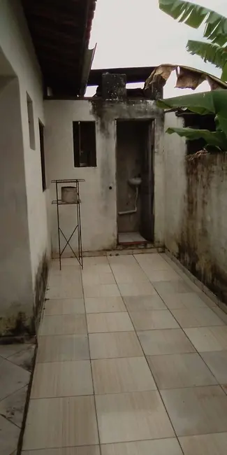 Foto 3 de Casa com 2 quartos à venda, 130m2 em Bertioga - SP