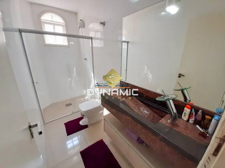 Casa com 3 quartos à venda, 180m2 em Santa Amélia, Belo Horizonte - MG - imagem 7 Foto 7 de Casa com 3 quartos à venda, 180m2 em Santa Amélia, Belo Horizonte - MG