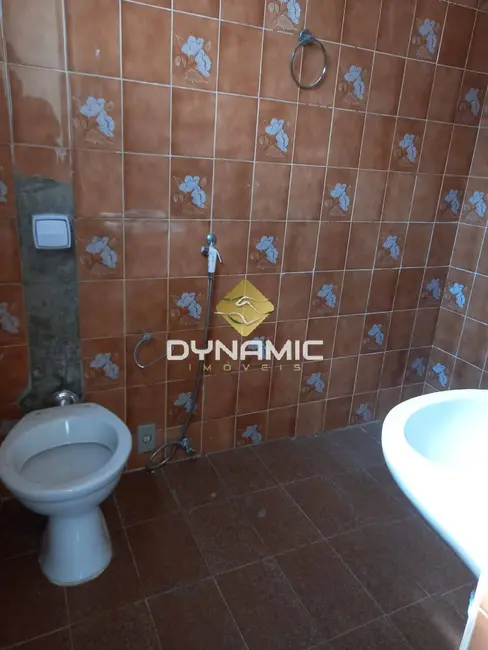 Casa com 3 quartos à venda, 360m2 em Santa Amélia, Belo Horizonte - MG - imagem 4 Foto 4 de Casa com 3 quartos à venda, 360m2 em Santa Amélia, Belo Horizonte - MG