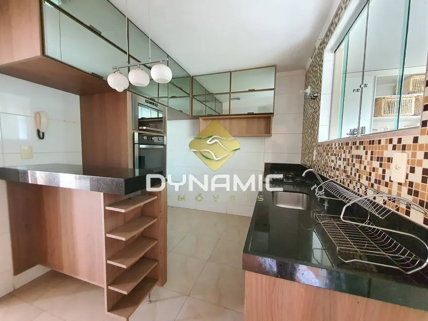 Casa com 3 quartos à venda, 150m2 em Santa Amélia, Belo Horizonte - MG - imagem 9 Foto 9 de Casa com 3 quartos à venda, 150m2 em Santa Amélia, Belo Horizonte - MG