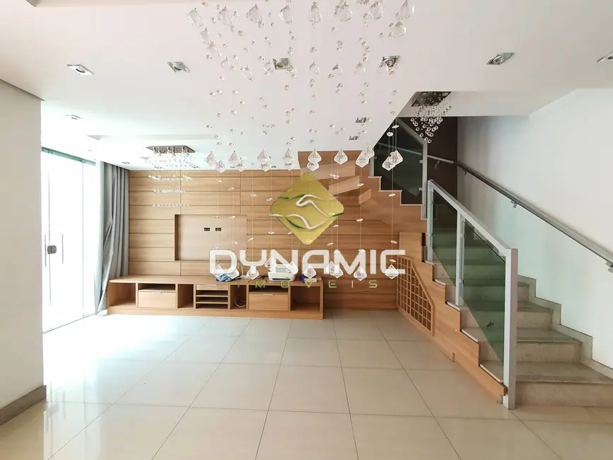 Casa com 3 quartos à venda, 150m2 em Santa Amélia, Belo Horizonte - MG - imagem 6 Foto 6 de Casa com 3 quartos à venda, 150m2 em Santa Amélia, Belo Horizonte - MG