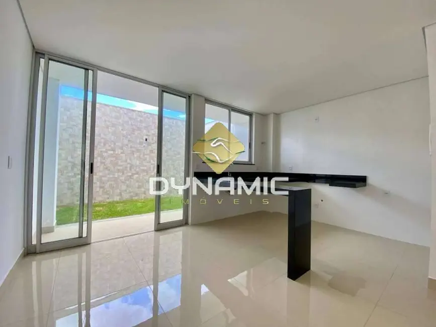 Foto 6 de Casa com 3 quartos à venda, 113m2 em Santa Rosa, Belo Horizonte - MG