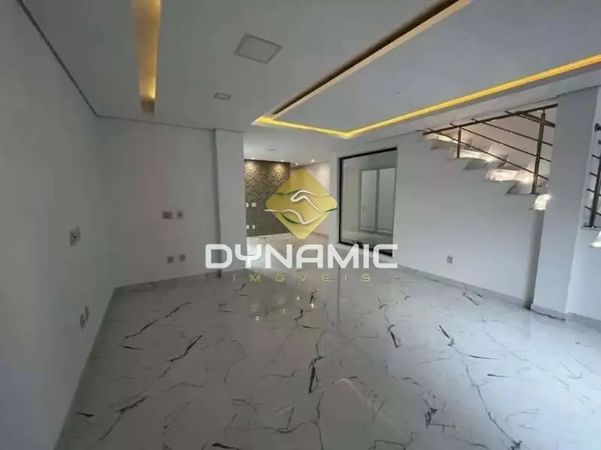 Casa com 3 quartos à venda, 113m2 em Santa Rosa, Belo Horizonte - MG - imagem 3 Foto 3 de Casa com 3 quartos à venda, 113m2 em Santa Rosa, Belo Horizonte - MG