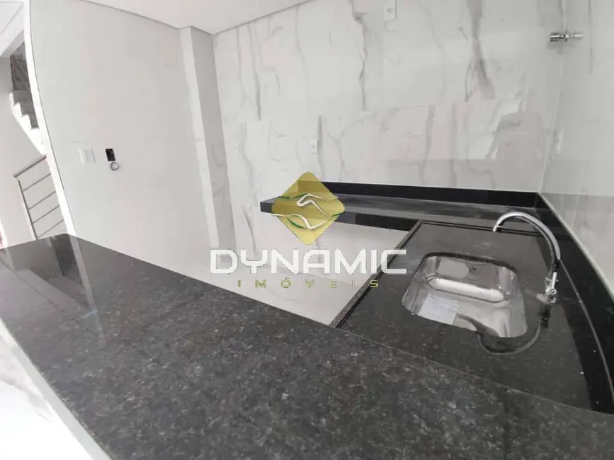 Casa com 3 quartos à venda, 129m2 em Santa Mônica, Belo Horizonte - MG - imagem 7 Foto 7 de Casa com 3 quartos à venda, 129m2 em Santa Mônica, Belo Horizonte - MG