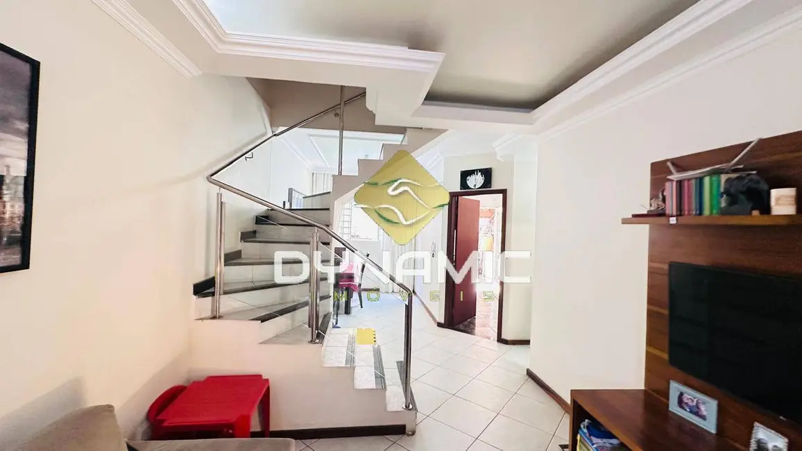 Casa com 3 quartos à venda, 100m2 em Planalto, Belo Horizonte - MG - imagem 8 Foto 8 de Casa com 3 quartos à venda, 100m2 em Planalto, Belo Horizonte - MG