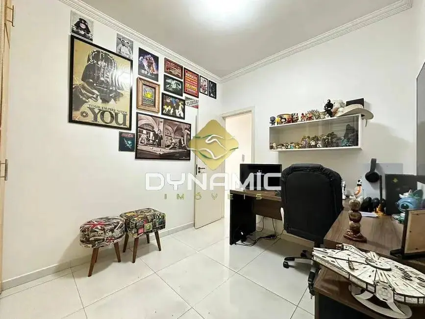 Apartamento com 3 quartos à venda em Santa Amélia, Belo Horizonte - MG - imagem 9 Foto 9 de Apartamento com 3 quartos à venda em Santa Amélia, Belo Horizonte - MG