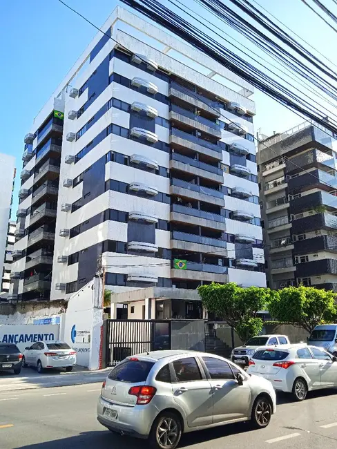 Apartamento com 3 quartos à venda, 133m2 em Ponta Verde, Maceio - AL - imagem 3 Foto 3 de Apartamento com 3 quartos à venda, 133m2 em Ponta Verde, Maceio - AL