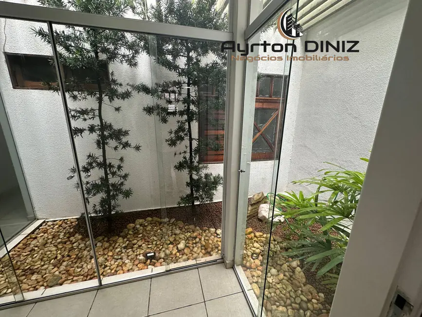 Foto 9 de Casa com 4 quartos à venda, 350m2 em Jatiúca, Maceio - AL