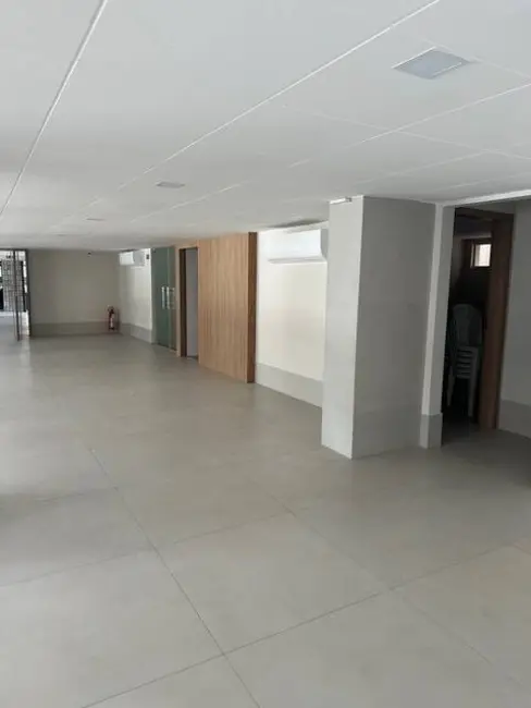 Apartamento com 3 quartos à venda, 149m2 em Ponta Verde, Maceio - AL - imagem 3 Foto 3 de Apartamento com 3 quartos à venda, 149m2 em Ponta Verde, Maceio - AL