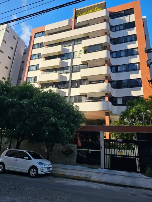 Apartamento com 3 quartos à venda, 115m2 em Ponta Verde, Maceio - AL - imagem 2 Foto 2 de Apartamento com 3 quartos à venda, 115m2 em Ponta Verde, Maceio - AL