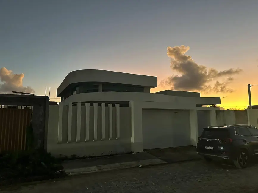 Casa com 3 quartos à venda, 608m2 em Marechal Deodoro - AL - imagem 1 Foto 1 de Casa com 3 quartos à venda, 608m2 em Marechal Deodoro - AL