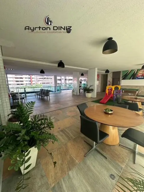 Apartamento com 2 quartos à venda, 51m2 em Ponta Verde, Maceio - AL - imagem 3 Foto 3 de Apartamento com 2 quartos à venda, 51m2 em Ponta Verde, Maceio - AL