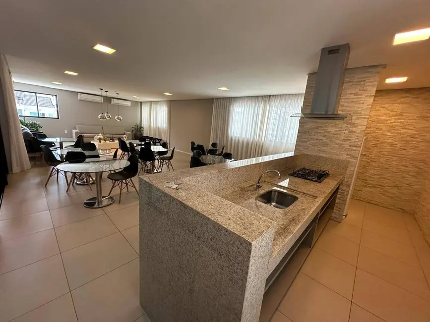 Apartamento com 3 quartos à venda, 117m2 em Ponta Verde, Maceio - AL - imagem 5 Foto 5 de Apartamento com 3 quartos à venda, 117m2 em Ponta Verde, Maceio - AL