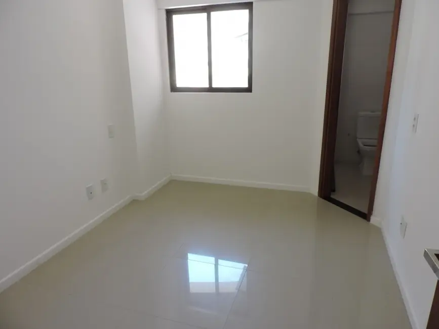Apartamento com 3 quartos à venda, 106m2 em Ponta Verde, Maceio - AL - imagem 8 Foto 8 de Apartamento com 3 quartos à venda, 106m2 em Ponta Verde, Maceio - AL