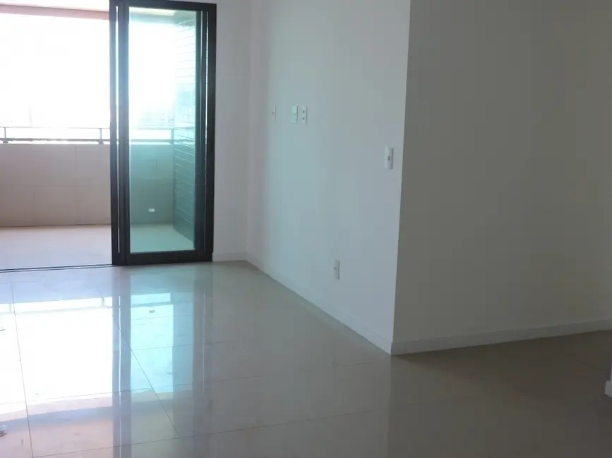Apartamento com 3 quartos à venda, 94m2 em Ponta Verde, Maceio - AL - imagem 3 Foto 3 de Apartamento com 3 quartos à venda, 94m2 em Ponta Verde, Maceio - AL