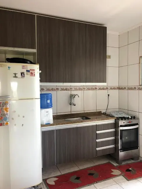 Foto 1 de Apartamento com 3 quartos à venda, 78m2 em Vila Bandeirantes, Cacapava - SP
