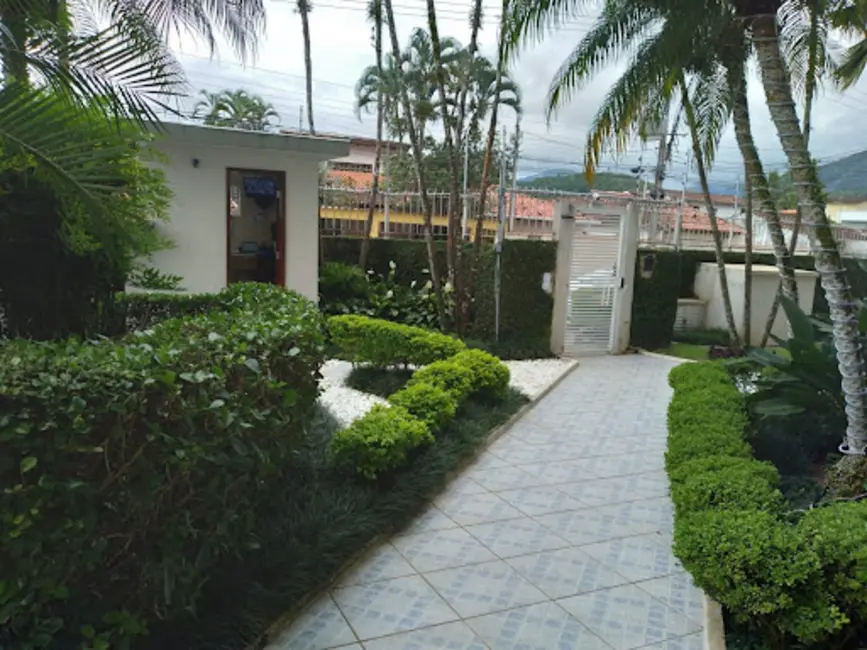 Foto 2 de Apartamento com 3 quartos à venda, 120m2 em Jardim Casa Branca, Caraguatatuba - SP