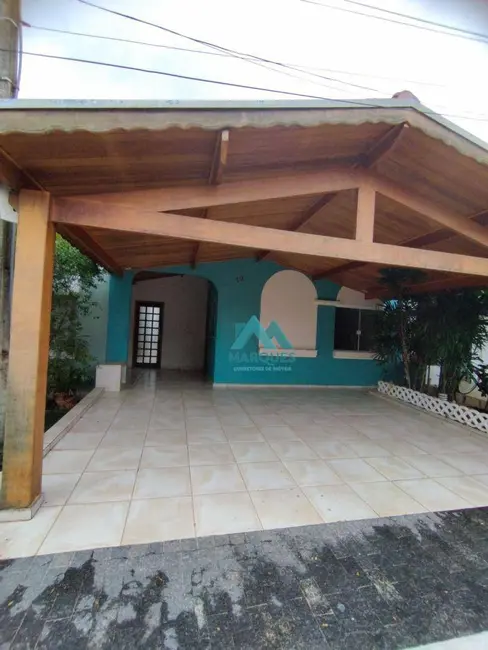 Foto 1 de Casa de Condomínio com 3 quartos à venda, 140m2 em Vila Santos, Cacapava - SP