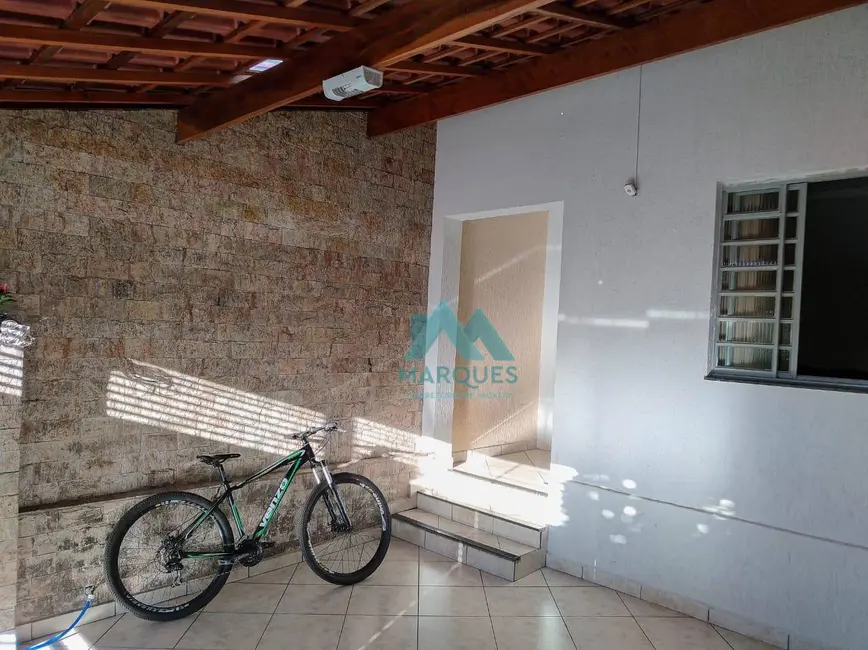 Foto 1 de Casa com 2 quartos à venda, 125m2 em Parque Residencial Nova Caçapava, Cacapava - SP