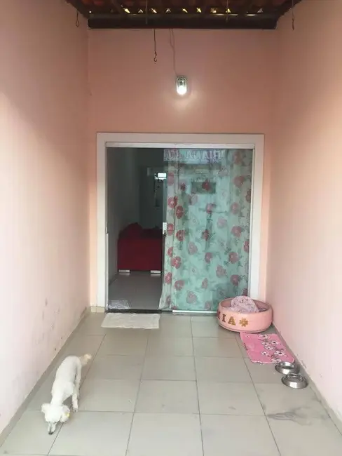Foto 2 de Casa com 3 quartos à venda, 125m2 em Conceição, Feira De Santana - BA