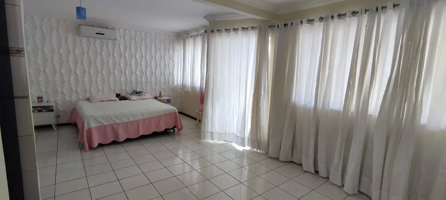 Foto 7 de Casa com 4 quartos à venda, 300m2 em Jardim Cruzeiro, Feira De Santana - BA