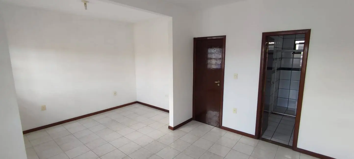 Foto 6 de Casa com 3 quartos à venda em Jardim Cruzeiro, Feira De Santana - BA