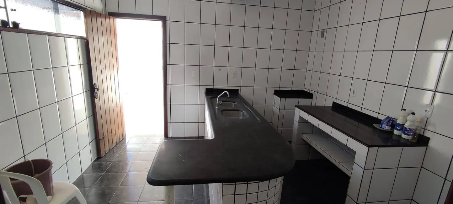 Foto 3 de Casa com 3 quartos à venda em Jardim Cruzeiro, Feira De Santana - BA