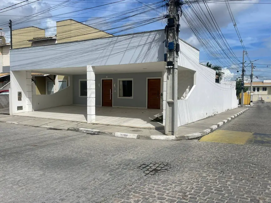 Foto 1 de Casa com 2 quartos à venda em Papagaio, Feira De Santana - BA