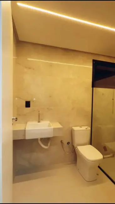 Casa com 4 quartos à venda, 274m2 em Papagaio, Feira De Santana - BA - imagem 5 Foto 5 de Casa com 4 quartos à venda, 274m2 em Papagaio, Feira De Santana - BA