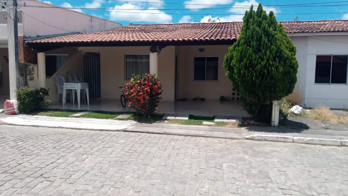 Foto 1 de Casa de Condomínio com 2 quartos à venda em Papagaio, Feira De Santana - BA