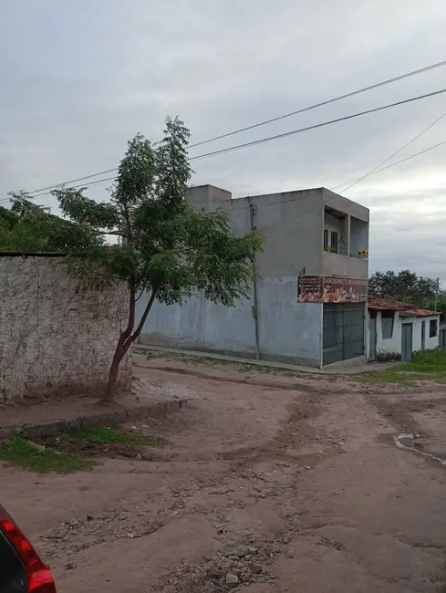 Foto 2 de Casa com 2 quartos à venda, 200m2 em Subaé, Feira De Santana - BA