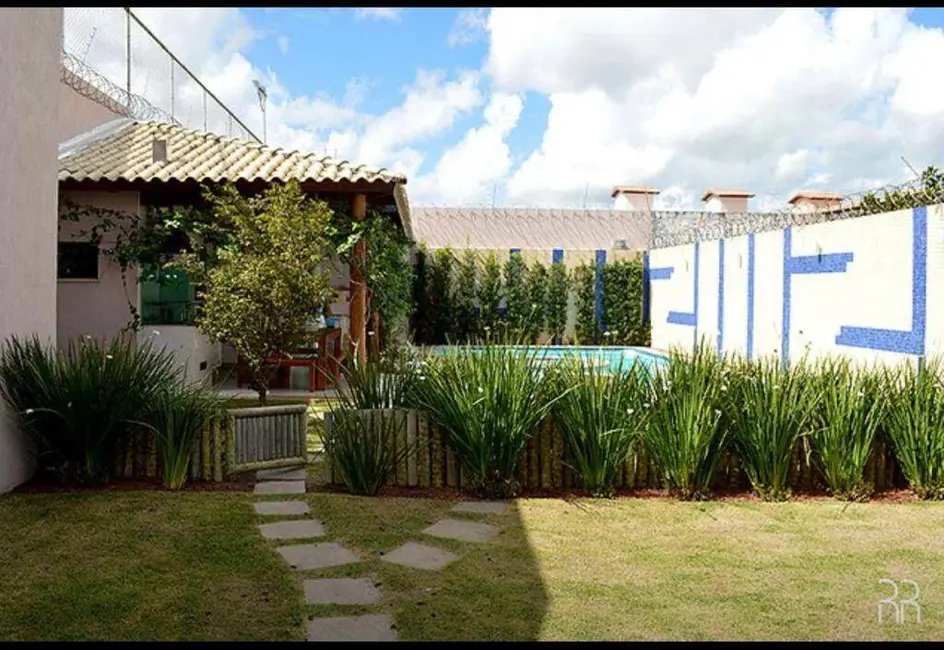 Foto 4 de Casa com 3 quartos à venda, 430m2 em Feira De Santana - BA