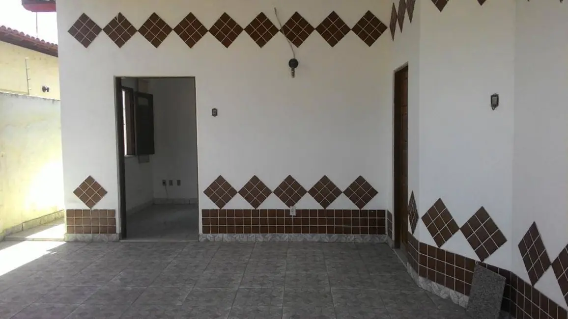 Foto 3 de Casa com 2 quartos à venda, 240m2 em São João, Feira De Santana - BA