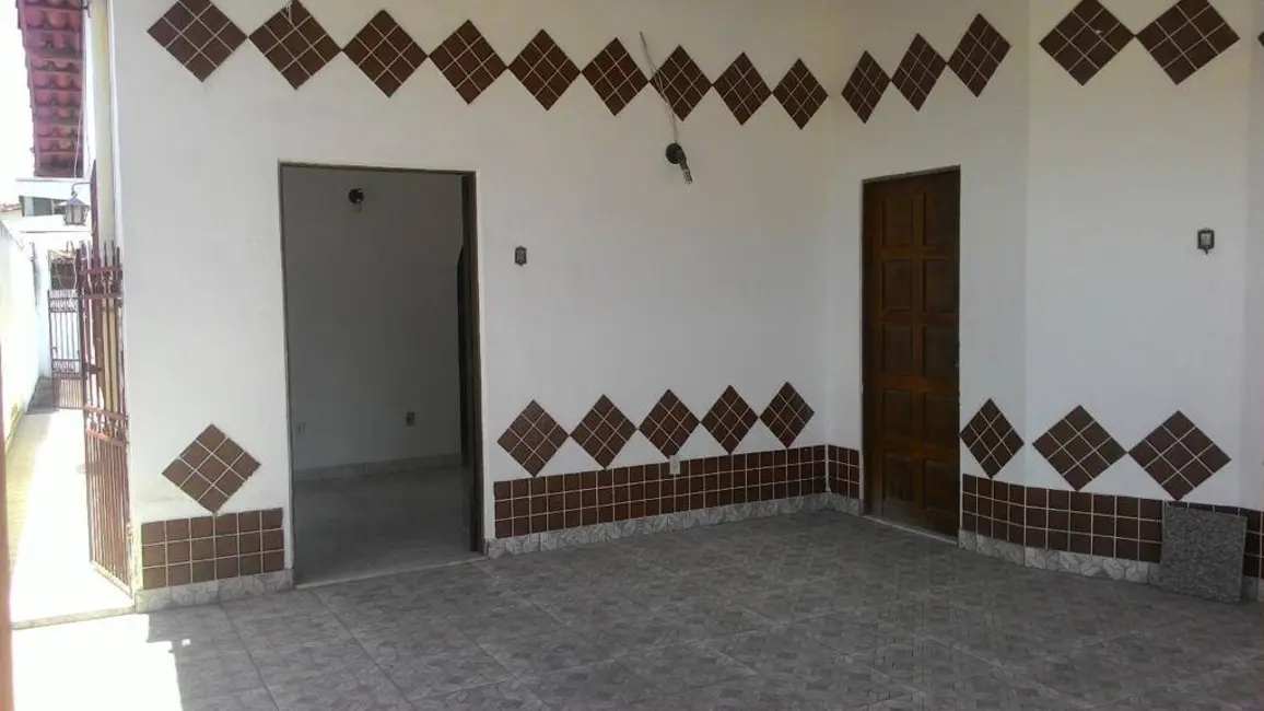 Foto 2 de Casa com 2 quartos à venda, 240m2 em São João, Feira De Santana - BA