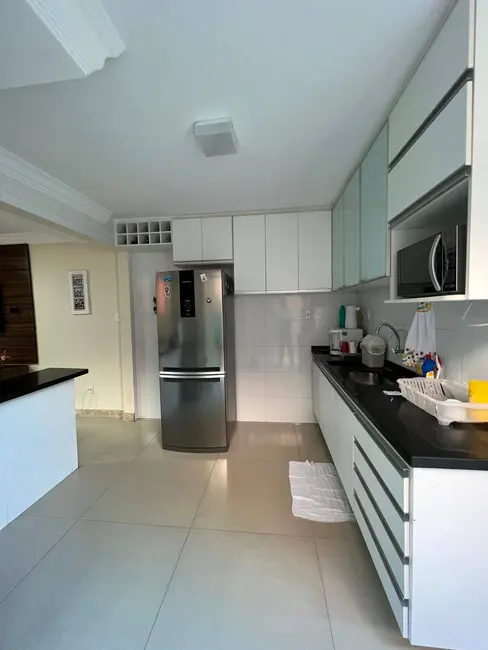Foto 3 de Casa com 3 quartos à venda, 175m2 em Santa Mônica, Feira De Santana - BA