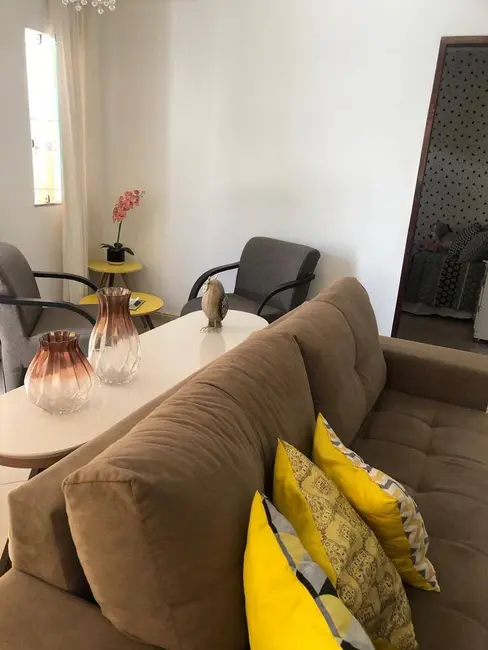 Casa com 3 quartos à venda, 200m2 em Papagaio, Feira De Santana - BA - imagem 6 Foto 6 de Casa com 3 quartos à venda, 200m2 em Papagaio, Feira De Santana - BA