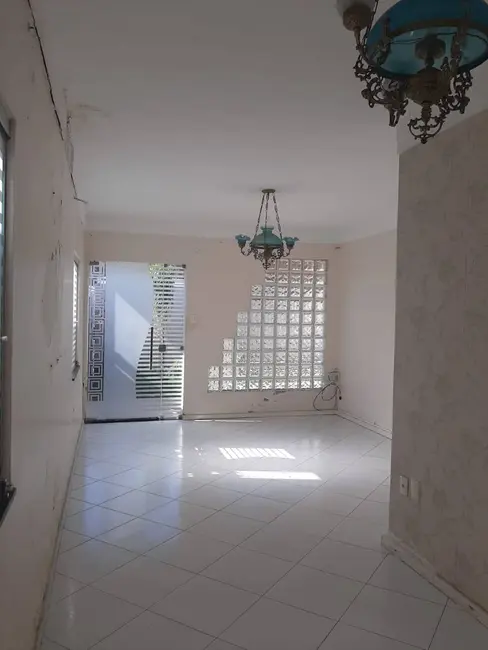 Foto 4 de Casa com 3 quartos à venda, 304m2 em Jardim Acácia, Feira De Santana - BA