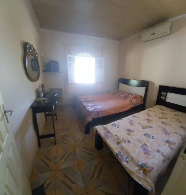 Foto 9 de Casa com 4 quartos à venda em Feira De Santana - BA